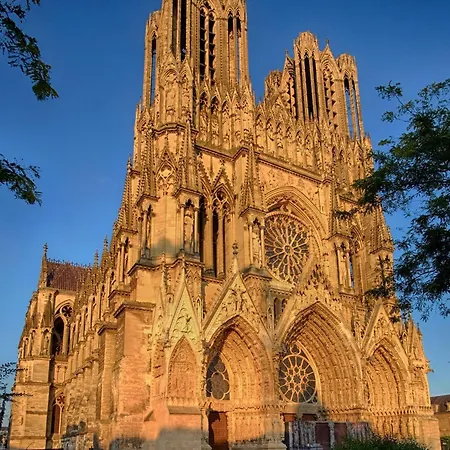 Le Jardin Secret Апартаменты Реймс